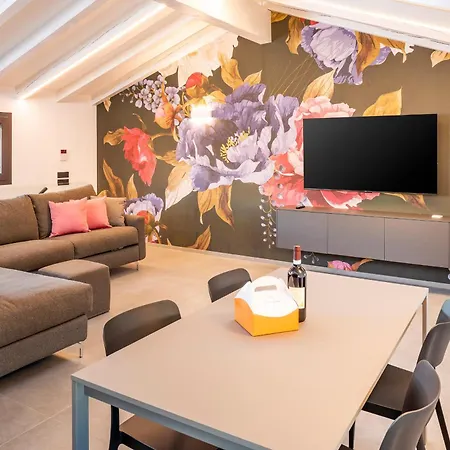 Blumen Apartment Bardolino